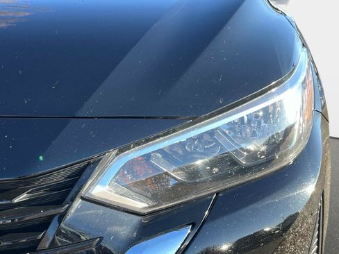 Used 2024 Nissan Sentra SV image 10