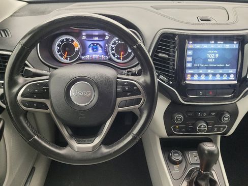 Used 2019 Jeep Cherokee Limited AWD/4WD image 22