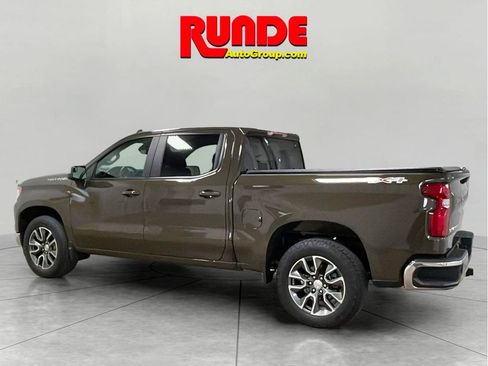 Used 2023 Chevrolet Silverado 1500 LT image 3