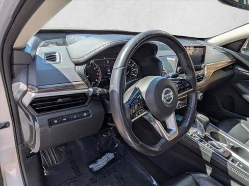 Used 2019 Nissan Altima 2.5 SL FWD image 10