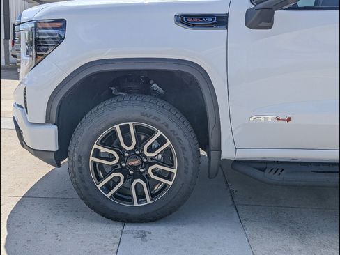 New 2026 GMC Sierra 1500 AT4 w/ AT4 Premium Package AWD/4WD image 10