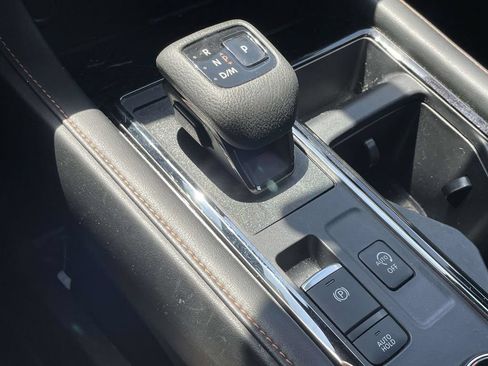 Used 2024 Nissan Pathfinder Rock Creek AWD/4WD image 34