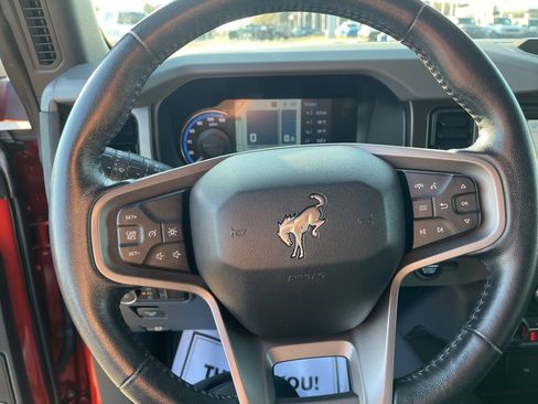 Used 2022 Ford Bronco Big Bend image 19