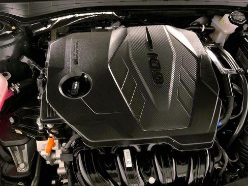 Certified 2025 Kia K5 LXS FWD image 30
