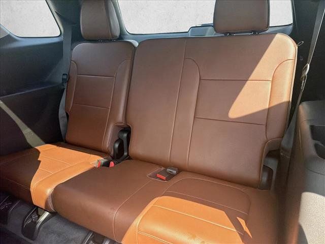 Used 2019 Chevrolet Traverse High Country w/ LPO, Floor Liner Package AWD/4WD image 23