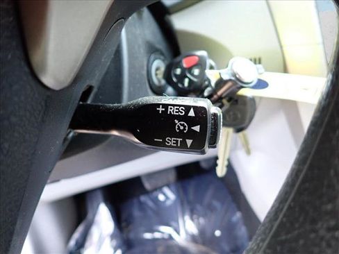 Used 2013 Toyota Corolla LE FWD image 14