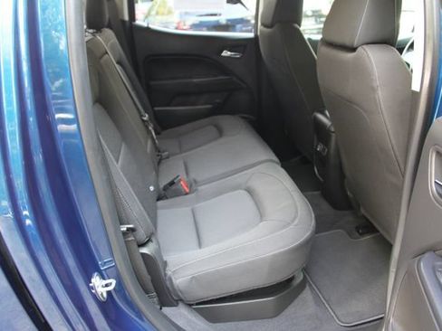 Used 2020 Chevrolet Colorado LT w/ LT Convenience Package AWD/4WD image 34