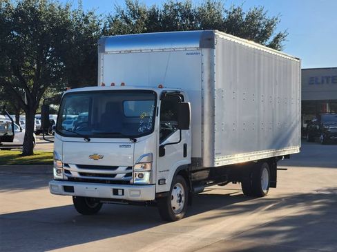 New 2024 Chevrolet Low Cab Forward RWD image 10