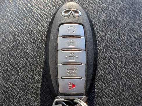 Used 2019 INFINITI QX80 Luxe w/ Proassist Package image 26