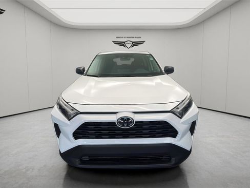 Used 2023 Toyota RAV4 LE FWD image 8