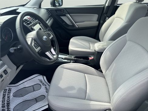 Used 2018 Subaru Forester 2.5i w/ Alloy Wheel Package AWD/4WD image 12