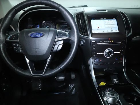 Used 2019 Ford Edge Titanium AWD/4WD image 31