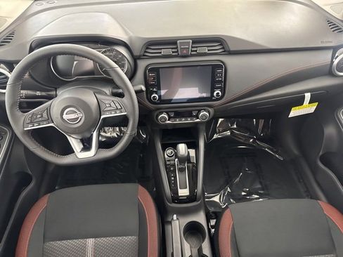 New 2025 Nissan Versa SR w/ Trunk Package image 24