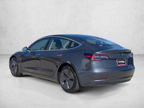 Used 2018 Tesla Model 3 Long Range image 8