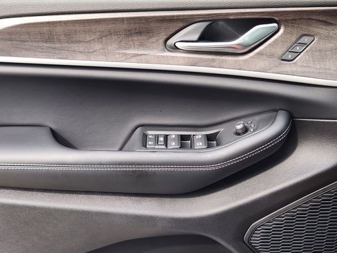 New 2025 Jeep Grand Cherokee L Limited w/ Luxury Tech Group II image 20