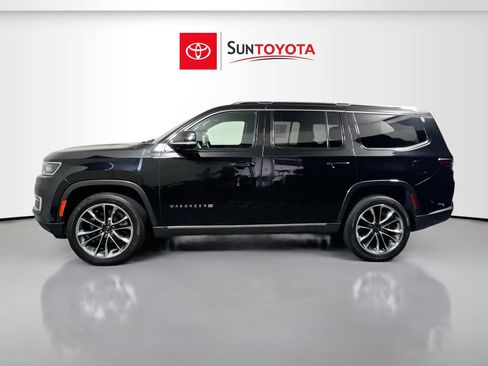 Used 2022 Jeep Wagoneer Series III w/ Premium Group I image 7