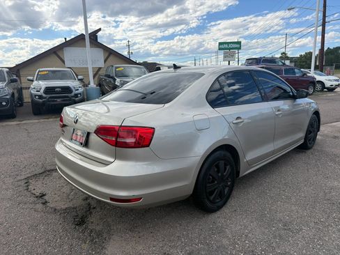 Used 2015 Volkswagen Jetta S FWD image 6