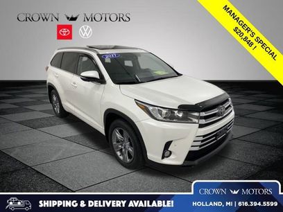 Used 2017 Toyota Highlander Limited Platinum