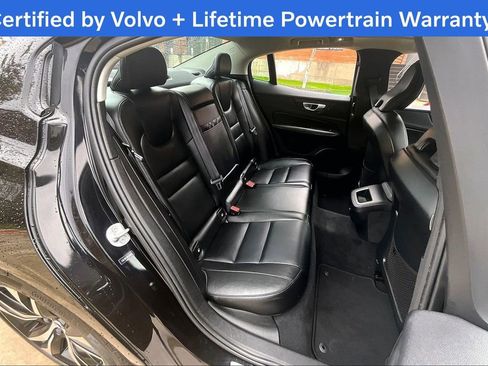 Certified 2024 Volvo S60 B5 Core image 34
