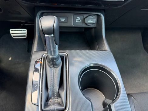 Used 2023 Honda Civic Sport image 17