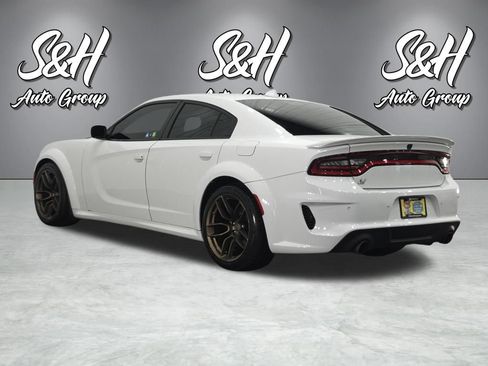 Used 2022 Dodge Charger SRT Hellcat w/ Harman/Kardon Audio Group RWD image 17