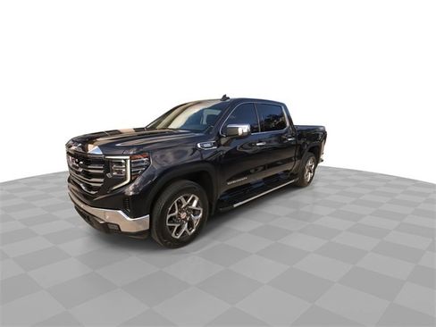 Used 2023 GMC Sierra 1500 SLT w/ SLT Premium Plus Package image 6