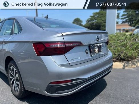 Used 2024 Volkswagen Jetta S FWD image 6
