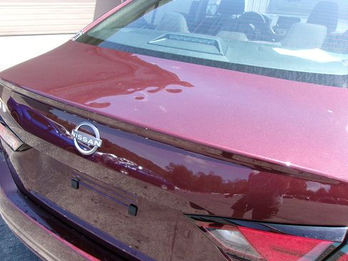 Used 2025 Nissan Altima 2.5 SV image 6