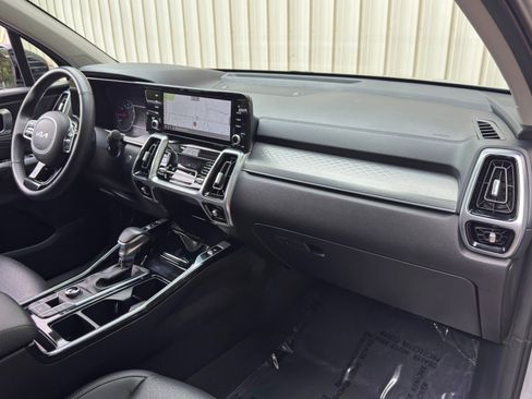 Used 2022 Kia Sorento SX AWD/4WD image 14