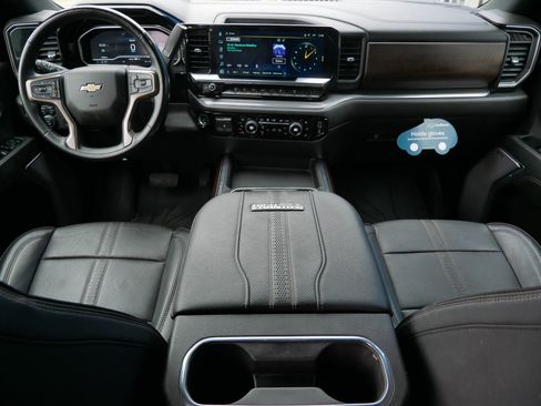 Certified 2024 Chevrolet Silverado 3500 High Country w/ High Country Premium Package image 11