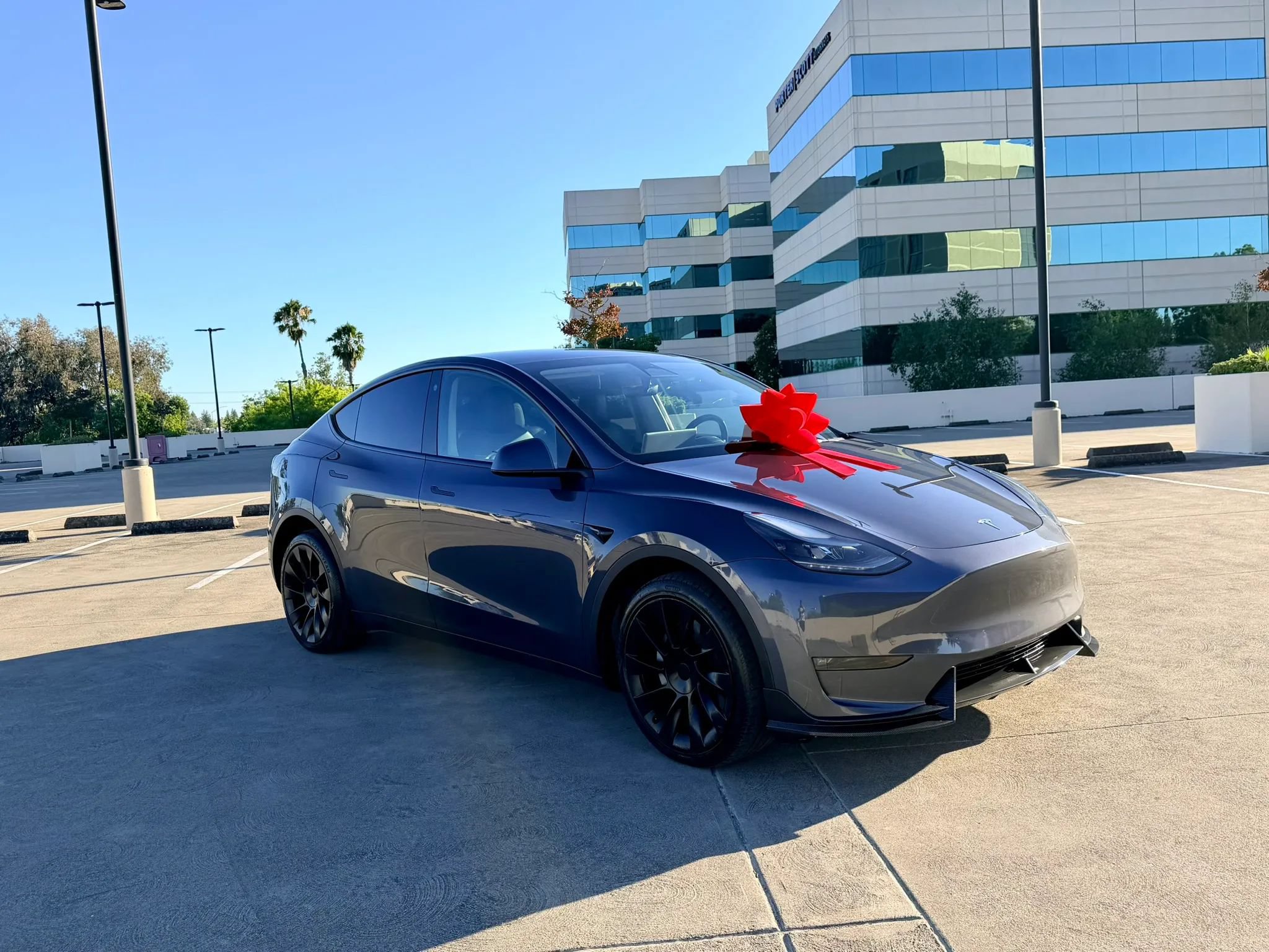 Used 2023 Tesla Model Y Long Range AWD/4WD image 14