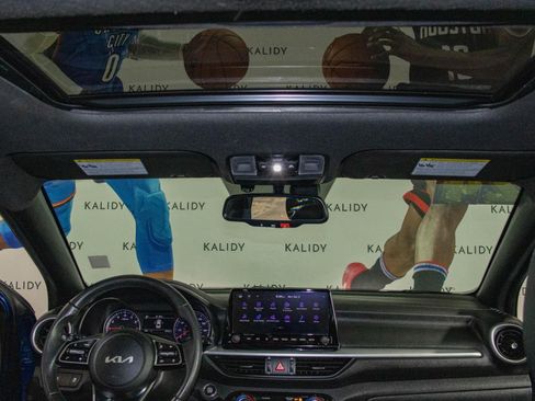 Used 2024 Kia Forte GT-Line w/ GT-Line Premium Package image 14