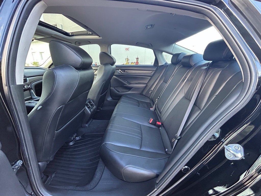 Used 2021 Honda Accord Touring image 34