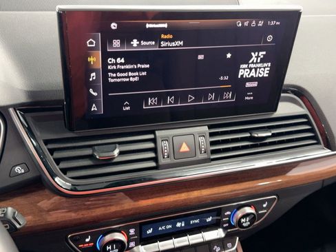 Certified 2022 Audi Q5 2.0T Premium Plus w/ Premium Plus Package image 23