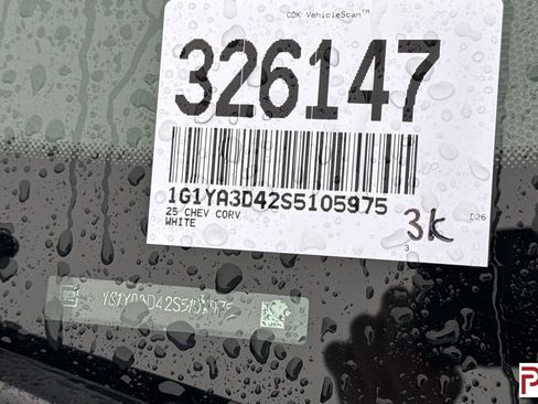 Used 2025 Chevrolet Corvette Stingray Convertible image 3