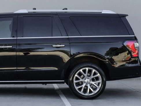 Used 2019 Ford Expedition Max Platinum RWD image 15