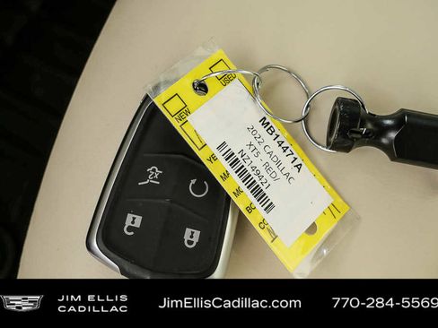 Used 2022 Cadillac XT5 Premium Luxury w/ Technology Package AWD/4WD image 40