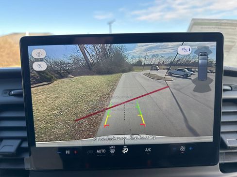 New 2026 Ford Transit 250 148 Medium Roof w/ Load Area Protection Package image 10