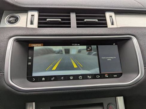 Used 2017 Land Rover Range Rover Evoque SE AWD/4WD image 19