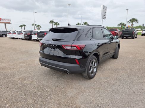 Used 2025 Ford Escape ST-Line FWD image 7