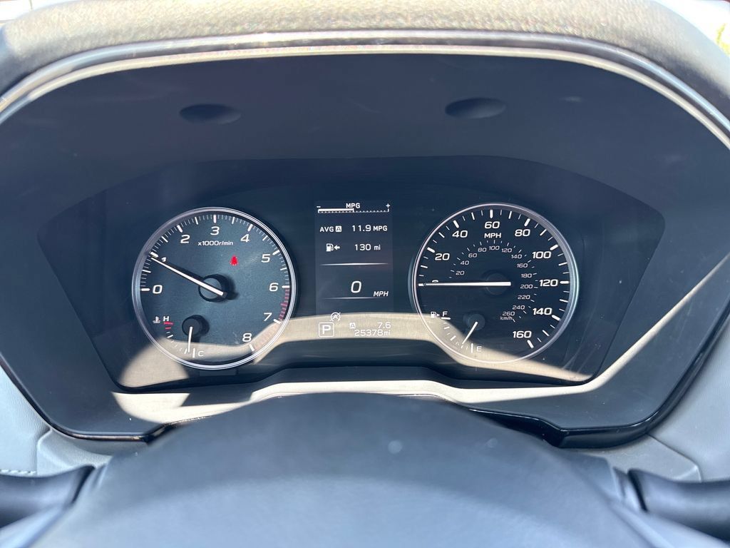 Used 2025 Subaru Outback Premium w/ Popular Package #1A AWD/4WD image 18
