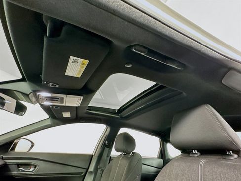 Used 2023 Honda Accord Sport image 14