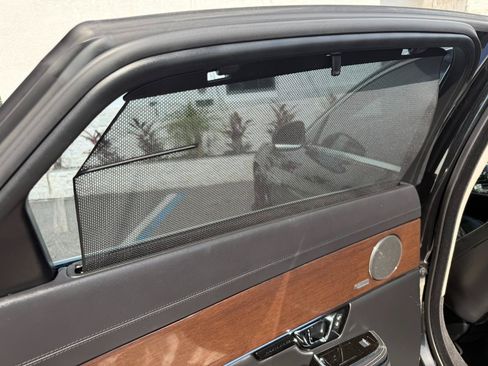 Used 2016 Jaguar XJ L Supercharged RWD image 41