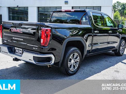 Used 2025 GMC Sierra 1500 SLT RWD image 5