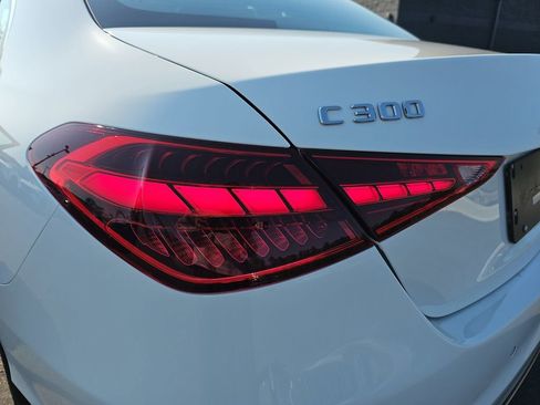 Used 2025 Mercedes-Benz C 300 Sedan image 38