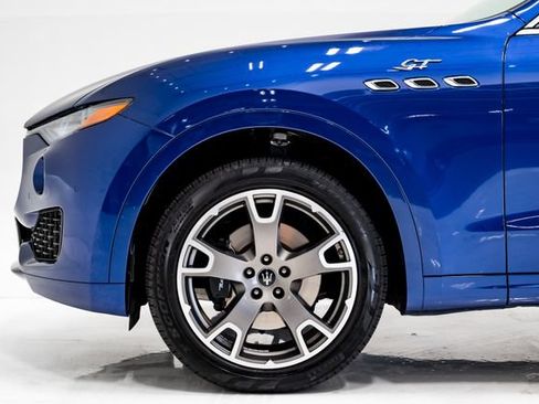 Used 2023 Maserati Levante GT AWD/4WD image 27