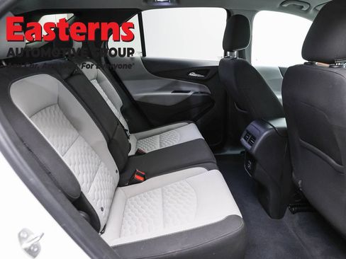 Used 2021 Chevrolet Equinox LT FWD image 22