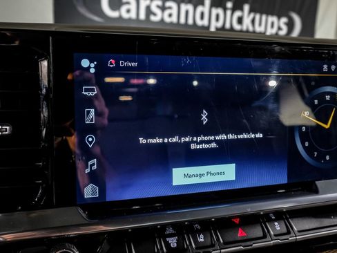 Used 2024 Chevrolet Silverado 3500 LT w/ Convenience Package image 24