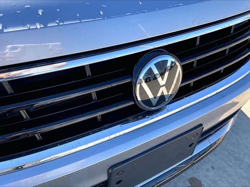 Used 2024 Volkswagen Tiguan SE R-Line w/ MDO Package, Three-Row image 28