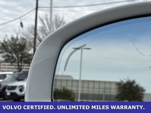 Certified 2025 Volvo XC90 B6 Plus image 12